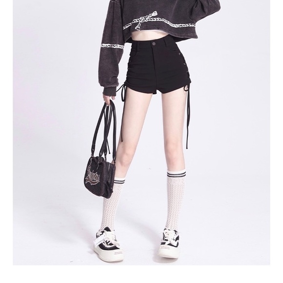 Short - Picture 2 of 2